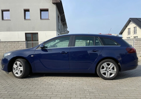 Opel Insignia cena 37000 przebieg: 140000, rok produkcji 2015 z Gdańsk małe 137